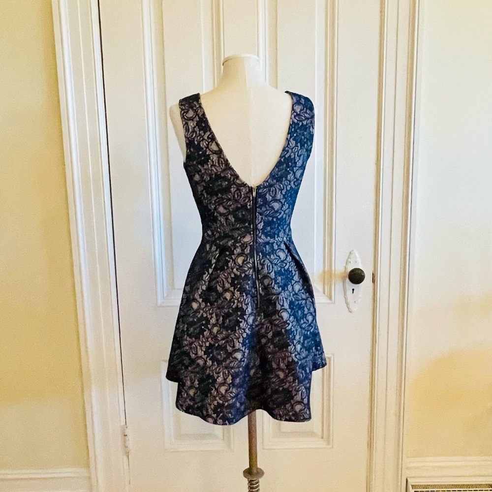 Francesca’s Cocktail Dress - Picture 6 of 7